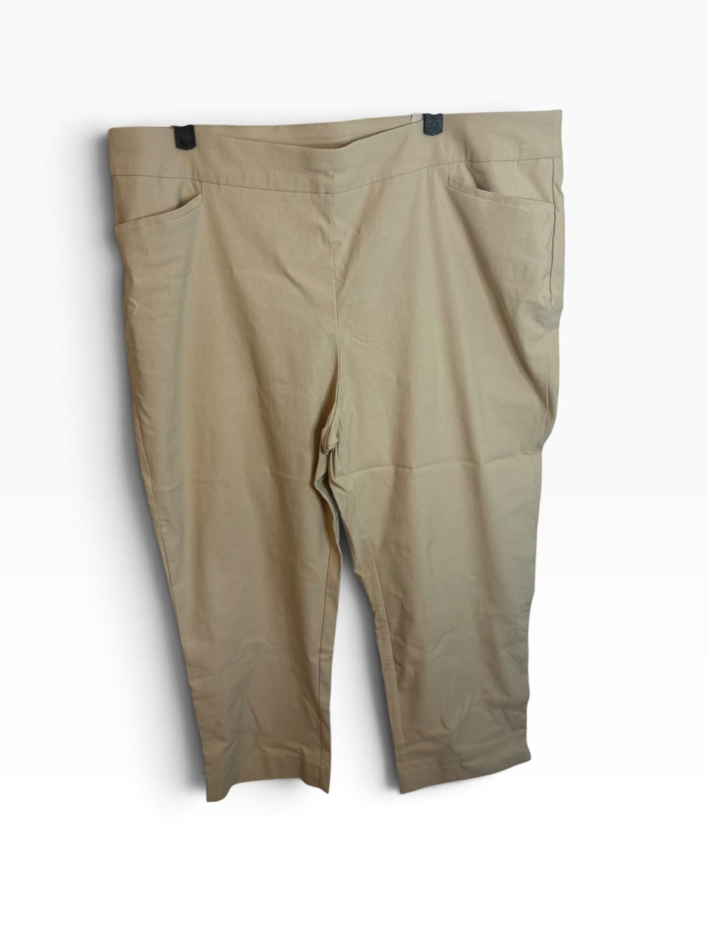 NWT Chico’s So Slimming Brigitte Slim Beige Cropped Pants